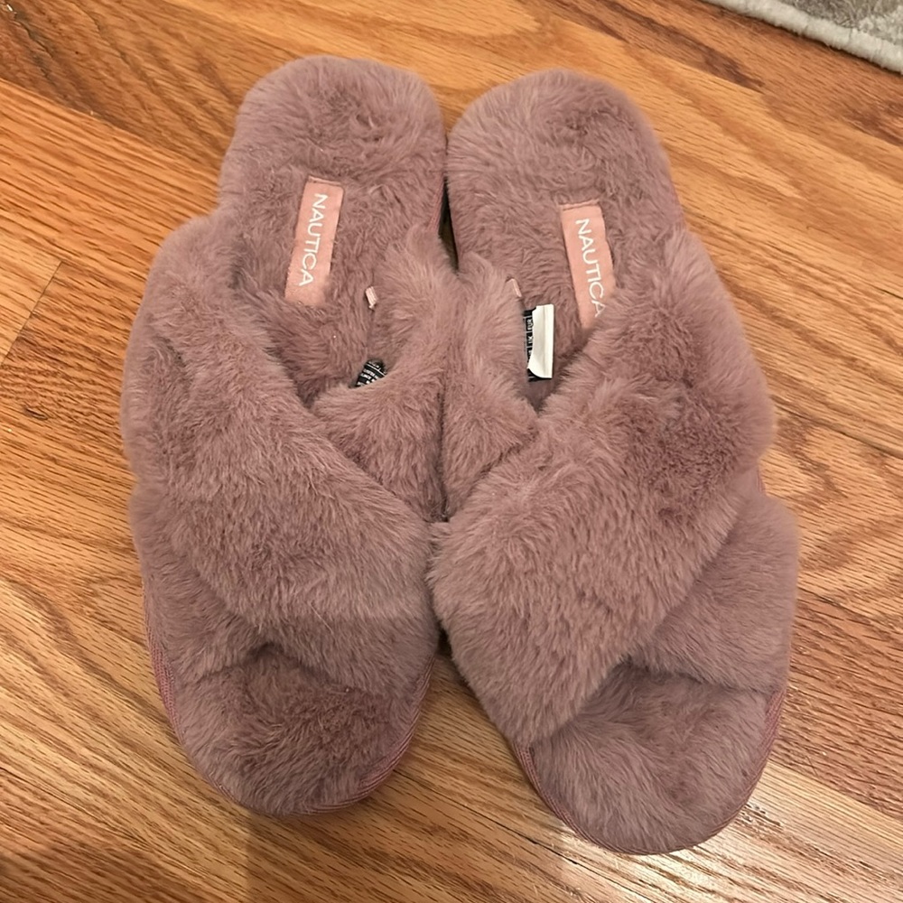 Size 9 slippers